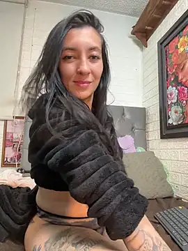 SALOME_KORLAND – Naživo XXX chat