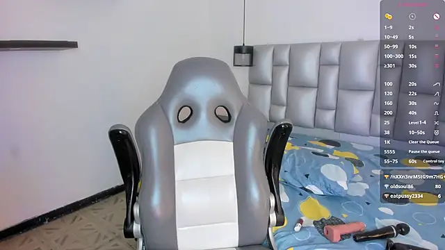 Czat XXX na żywo – KarlieMoore