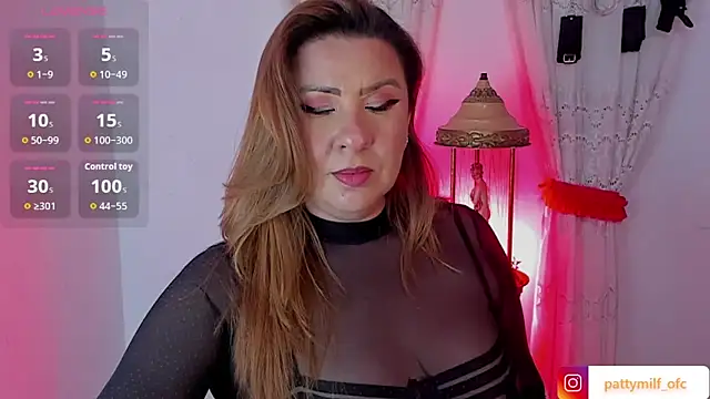 Chat XXX ao vivo de Pattymilf_ofc