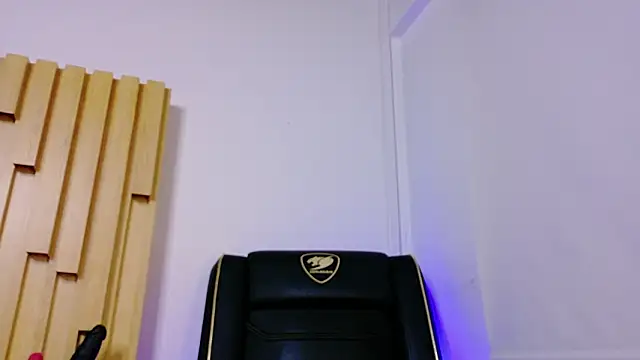 Zafiro_Gem_ Live XXX-Chat