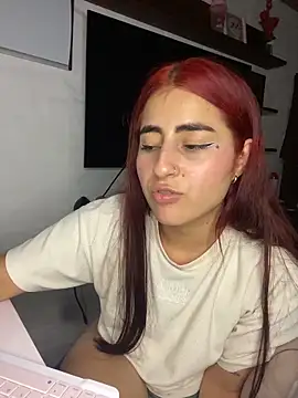 Natasha-Naughty- – Live XXX-chat