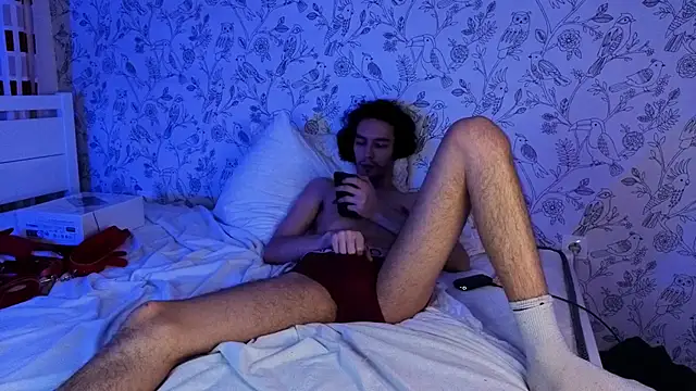 crybae 在線直播表演