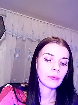 JhonSHelBy7LuNa Chat XXX in diretta