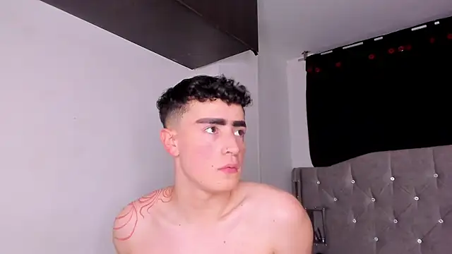 naughtysalomon__ webcam show