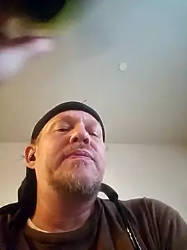 yourMasterisBored's Webcam Show