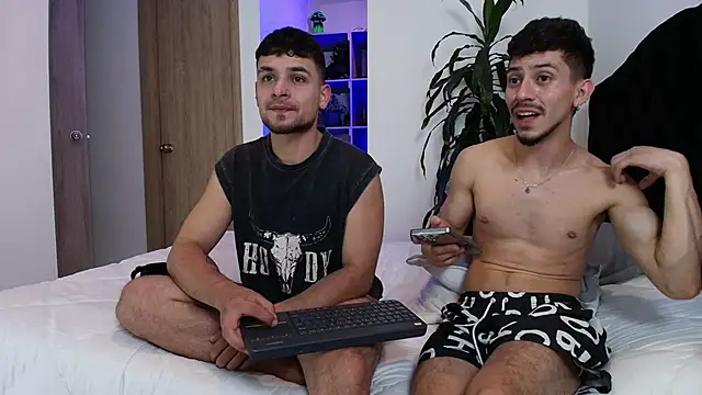 Онлайн чат XXX Two_sinzXX