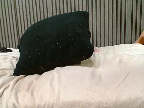 ROYALASS25 – Naživo XXX chat