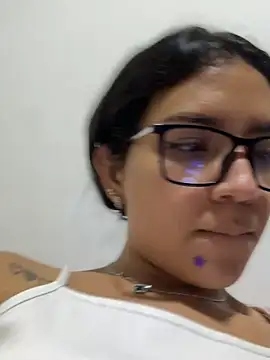 Mila_Morgan 即時 XXX 聊天