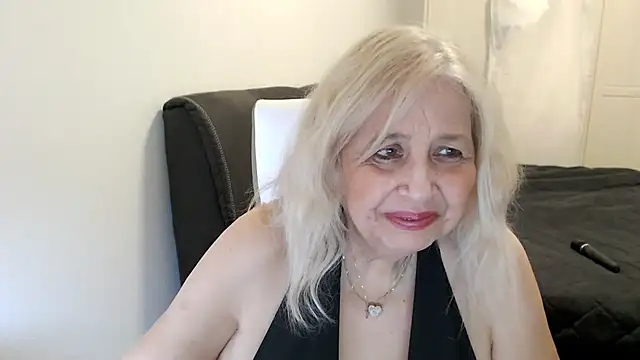 Chat +18 de SusiLifeXXX ao vivo