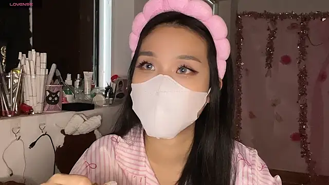 Онлайн чат XXX Tieu-May