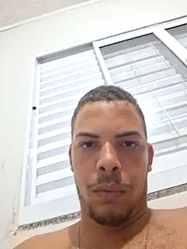 Chat XXX en directo de CLARO123F