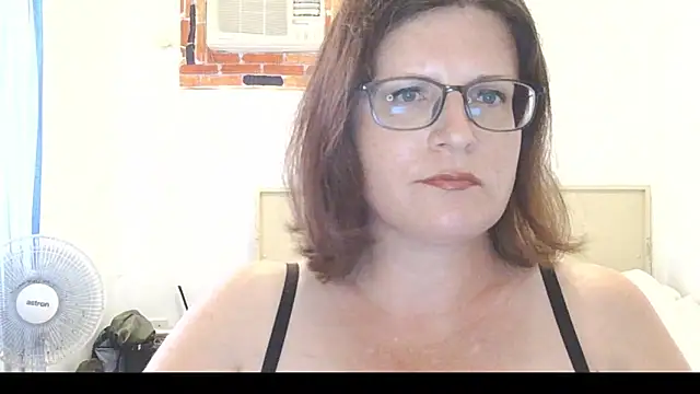 Domina_Tasselina_Goddess Adlı Modelin Canlı XXX Sohbeti