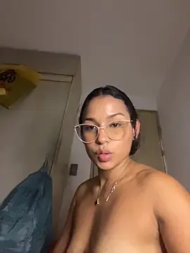 paulagomezzn Live XXX chat