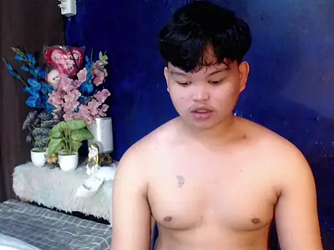 Chat XXX en directo de Rain_cum