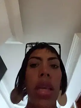 NovaFoxx Chat XXX live