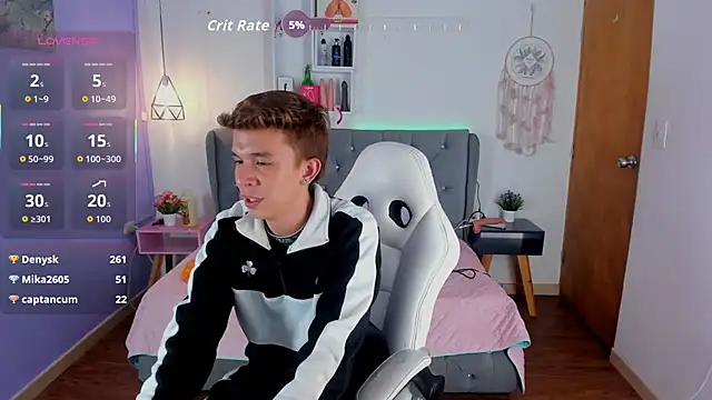 Juaan_Diick Adlı Modelin Canlı XXX Sohbeti