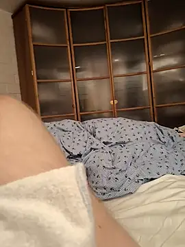 geilerboy2628 Adlı Modelin Canlı XXX Sohbeti