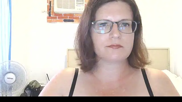 Chat +18 de Domina_Tasselina_Goddess ao vivo