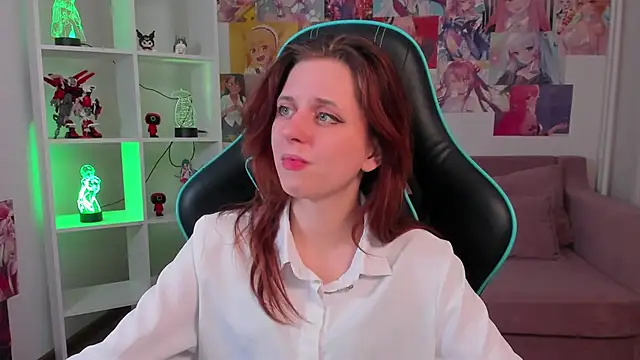 دردشة FreyaVey الجنسية المباشرة