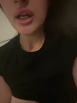 Milana_UKn Webbikameraesitys