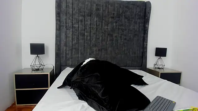 Chat XXX ao vivo de AnnyCherry_