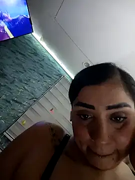 L_ucero Live XXX-chat