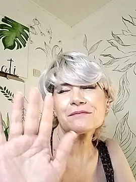 Catty_Lady: απευθείας συνομιλία ΧΧΧ