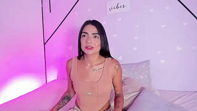 MiahCornell_: απευθείας συνομιλία ΧΧΧ