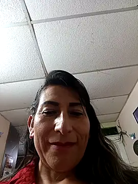 Lucia_Rios 现场XXX聊天