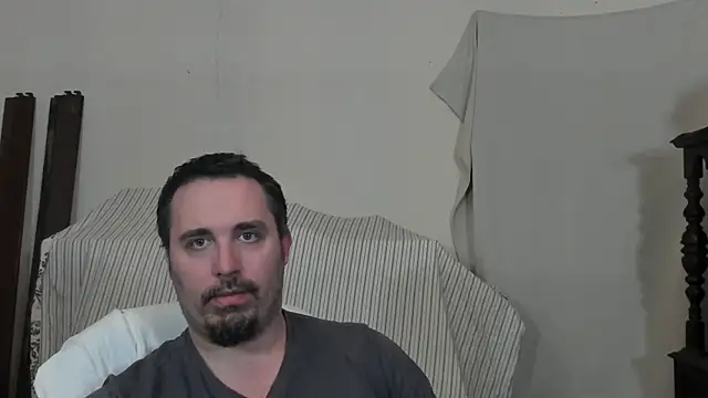 XXX chat uživo modela Metalstud