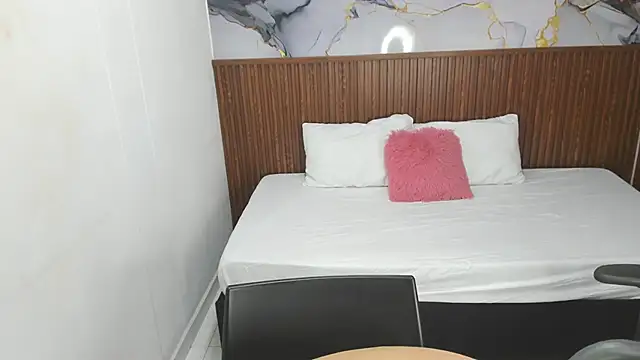 Cloe_35 Live XXX-chat