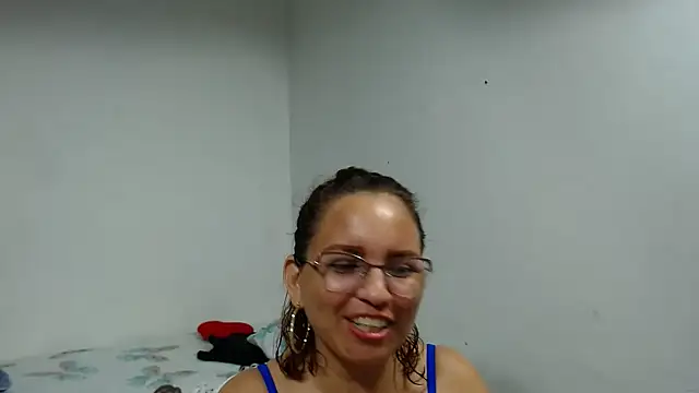 Chat +18 de Agatha_browser ao vivo
