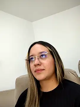 Dani_javi 即時 XXX 聊天