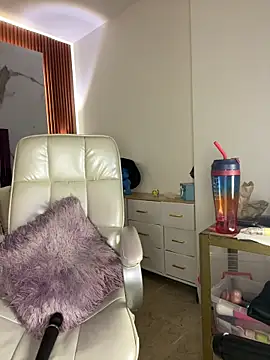 Jeen_Taylor: онлайн-секс-чат