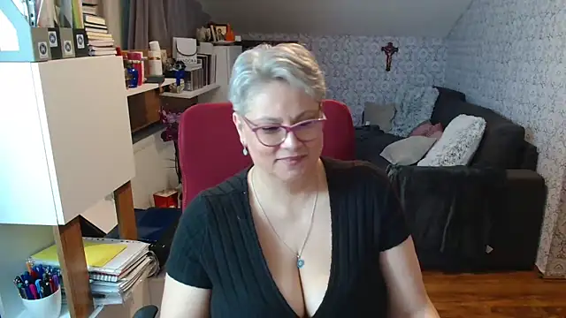 bigtits4you's Live XXX Chat