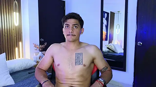 Show Webcam de MrAdonis_