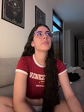 _Niah_: онлайн-секс-чат