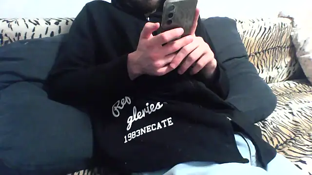 KaelNoxのライブXXXチャット