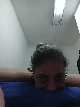 دردشة sasi_luna الجنسية المباشرة