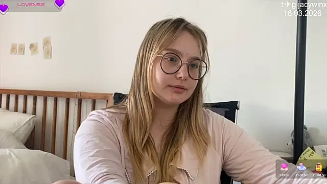 JacyWinslat's Live XXX Chat