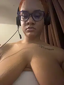 nickytheehawtie's Live XXX Chat