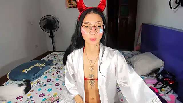 Anais_lux: онлайн-секс-чат