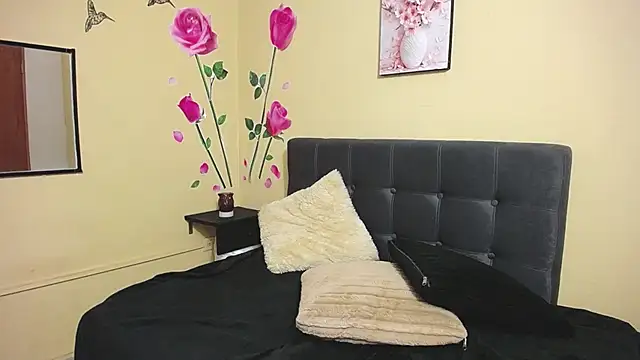 BrendaRojas_'s Live XXX Chat