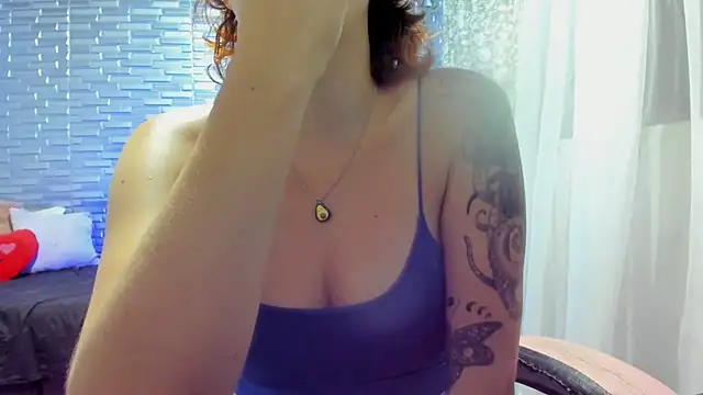 Chat +18 de Ginger_Sweetty ao vivo