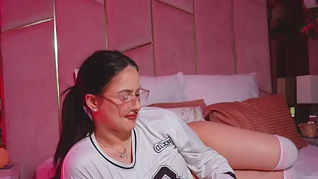 Chat XXX Live LucyLextonX