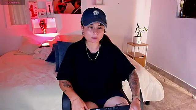 Zury_Ramirez: онлайн-секс-чат