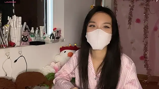 Czat XXX na żywo – Tieu-May