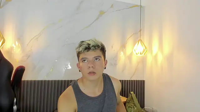 AndyFame1 – Naživo XXX chat