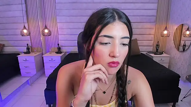 Živý XXX chat VictoriaaBlair