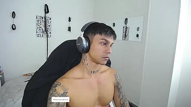 Leonard_Price Chat XXX in diretta